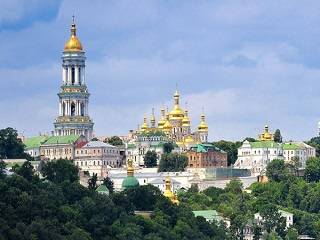 В Киево-Печерской лавре издали православный календарь на 2022 год